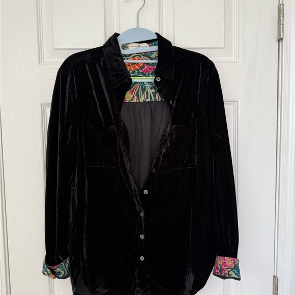 NATURAL LIFE Tops - Natural Life Black Velvet with Floral Patterned accent button down top